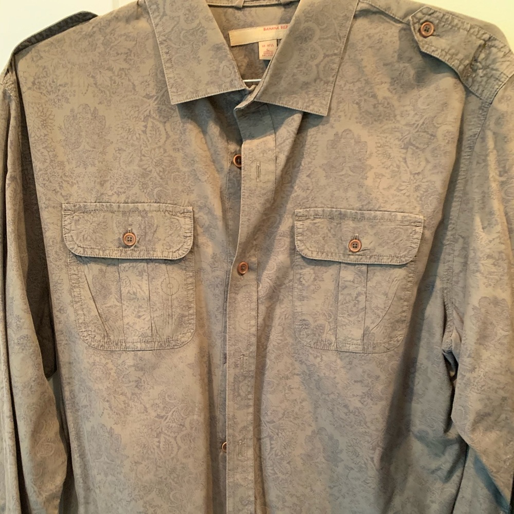 Banana Republic Long Sleeve Button Up